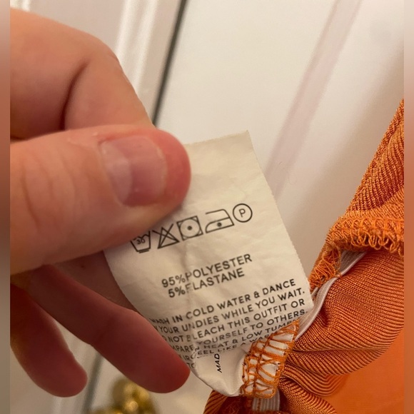 Peppermayo|| Orange Crop Top, Size Medium - Picture 5 of 6